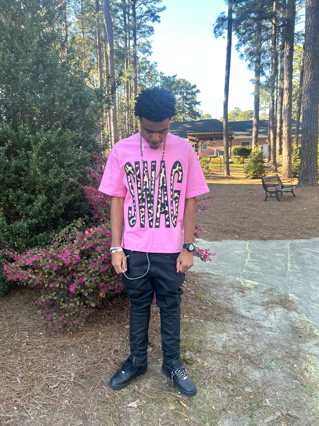 Zeek Archivez “Swag” Tee