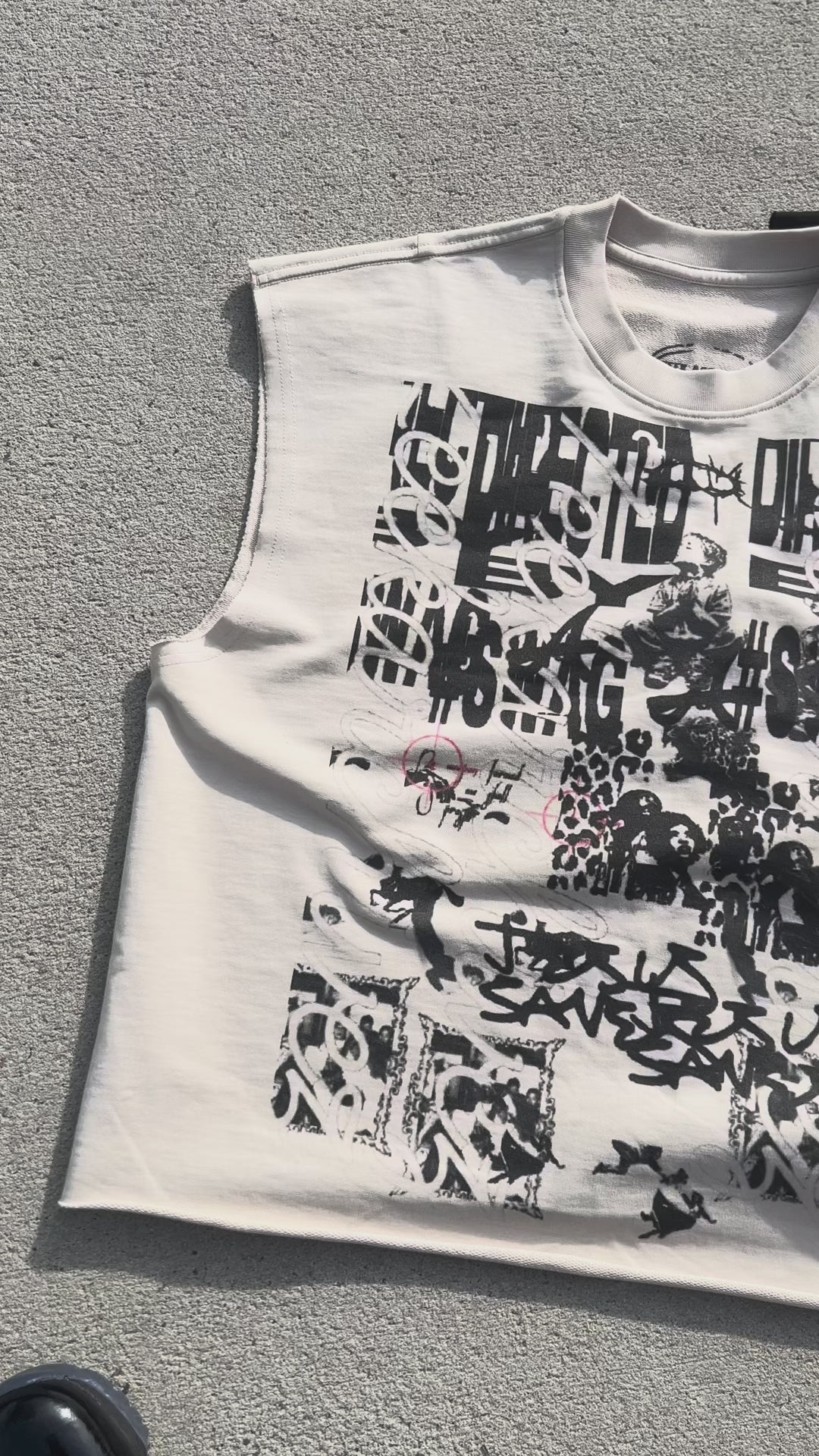 INTRUSIVE Tank Tops